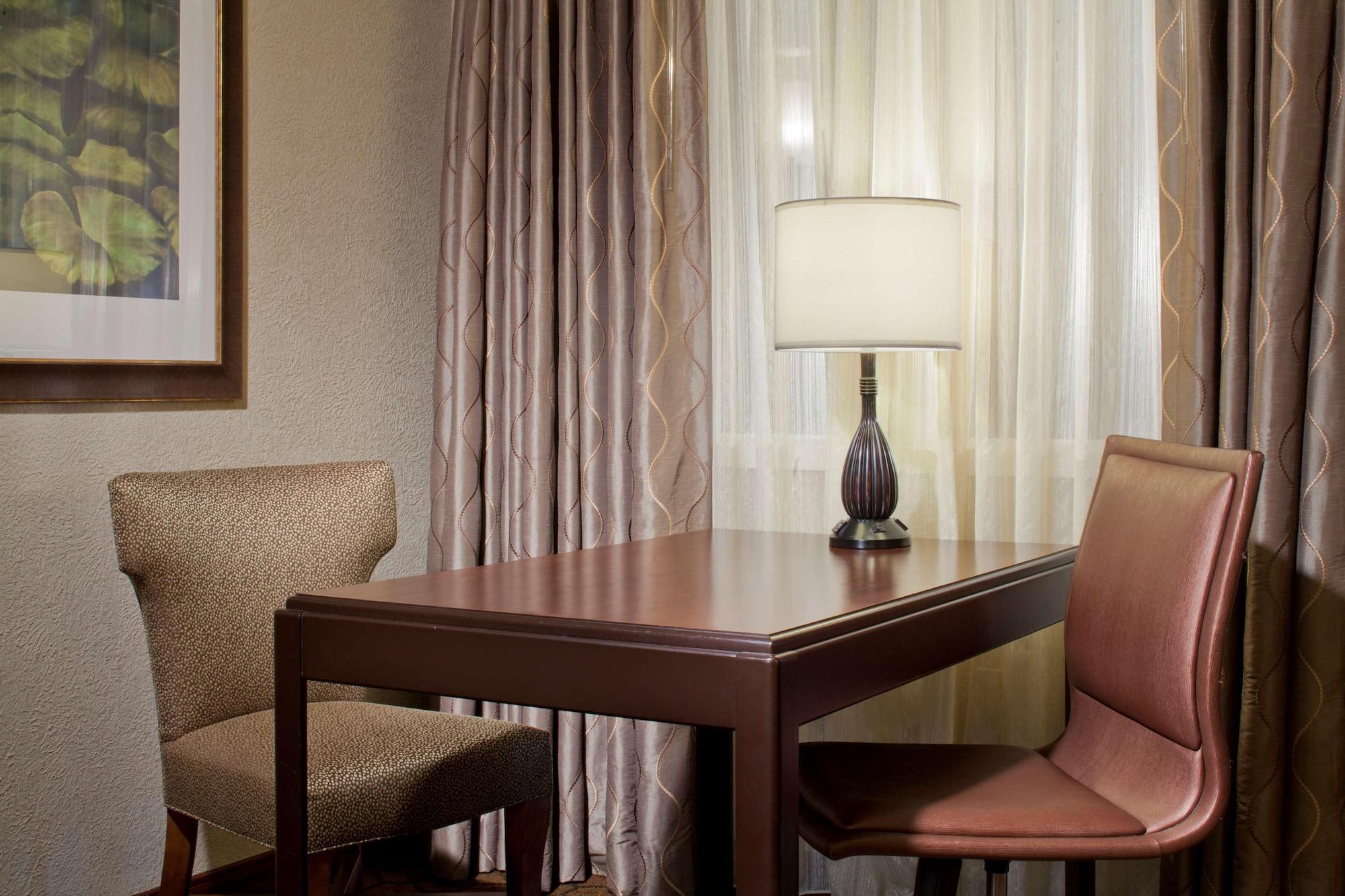 Embassy Suites By Hilton Dallas Near The Galleria Exteriér fotografie