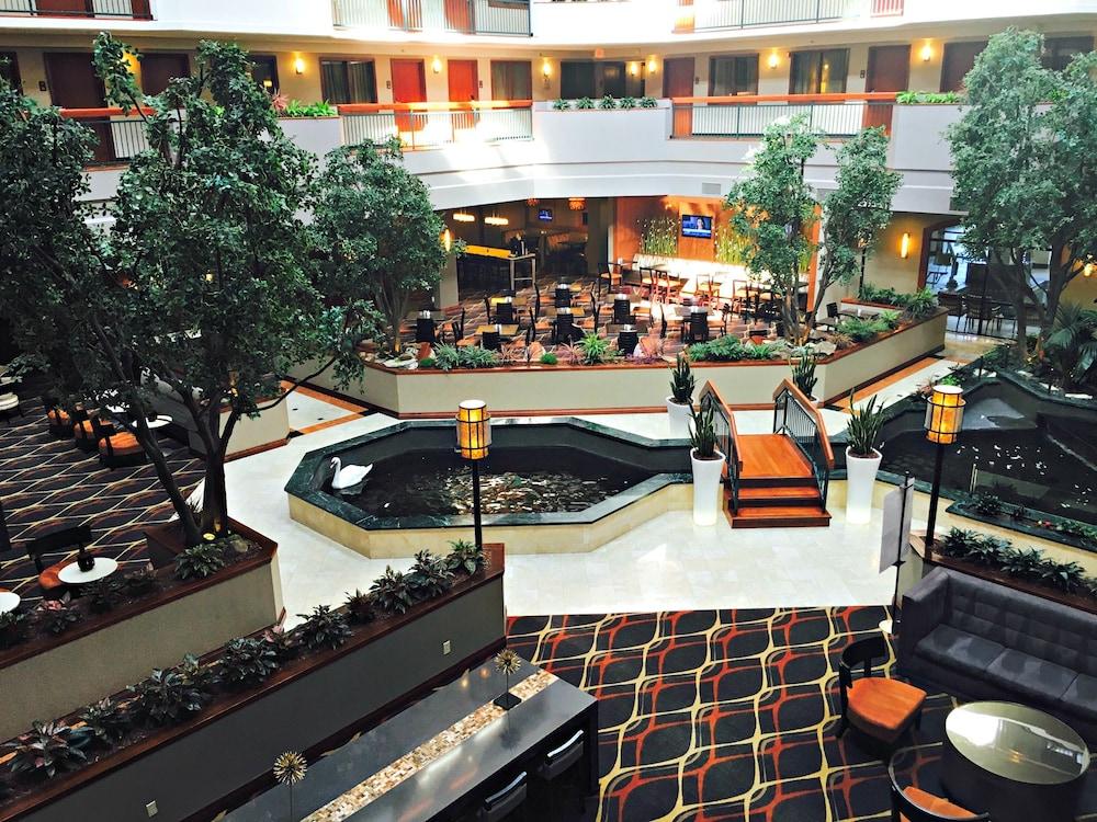 Embassy Suites By Hilton Dallas Near The Galleria Exteriér fotografie