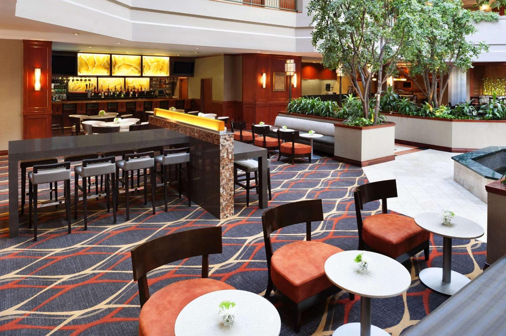 Embassy Suites By Hilton Dallas Near The Galleria Exteriér fotografie